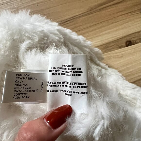 Rabbit Fur Hat with Fox Pom Pom - Picture 4 of 4